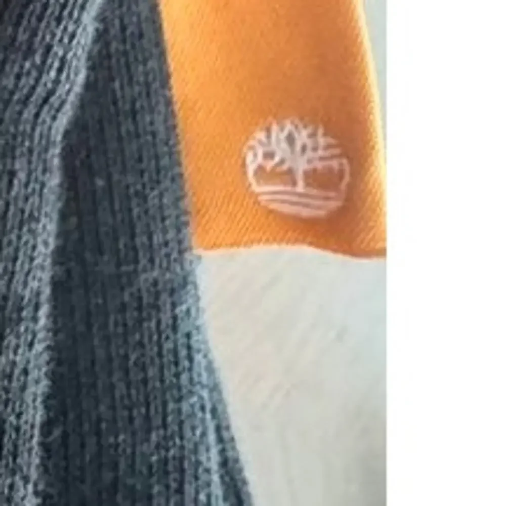 Timberland men’s fleece sweat shorts in classic black with orange logo -XL
